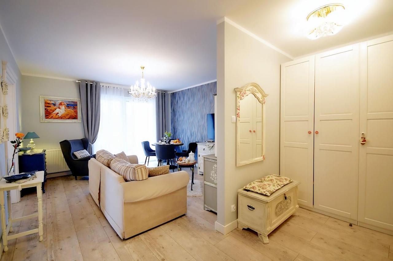 Miodowy Dom Exspanse Apartament 2 Lub 3 Pokoje Z Tarasem I Parkingiem Kołobrzeg Exterior foto